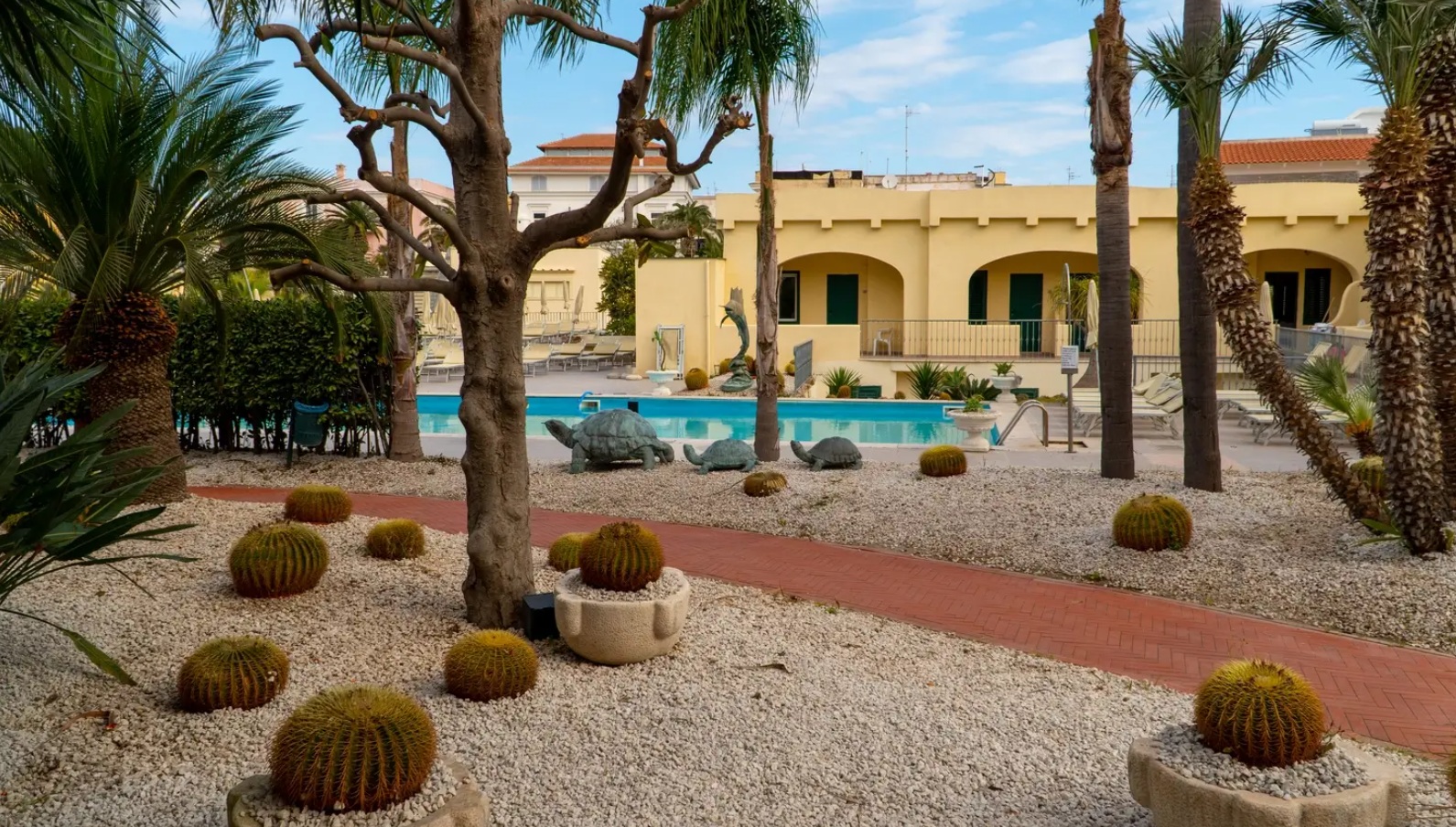 Vacanza di Giugno a Forio mare relax e terme convenzionate Asl al Punta del Sole